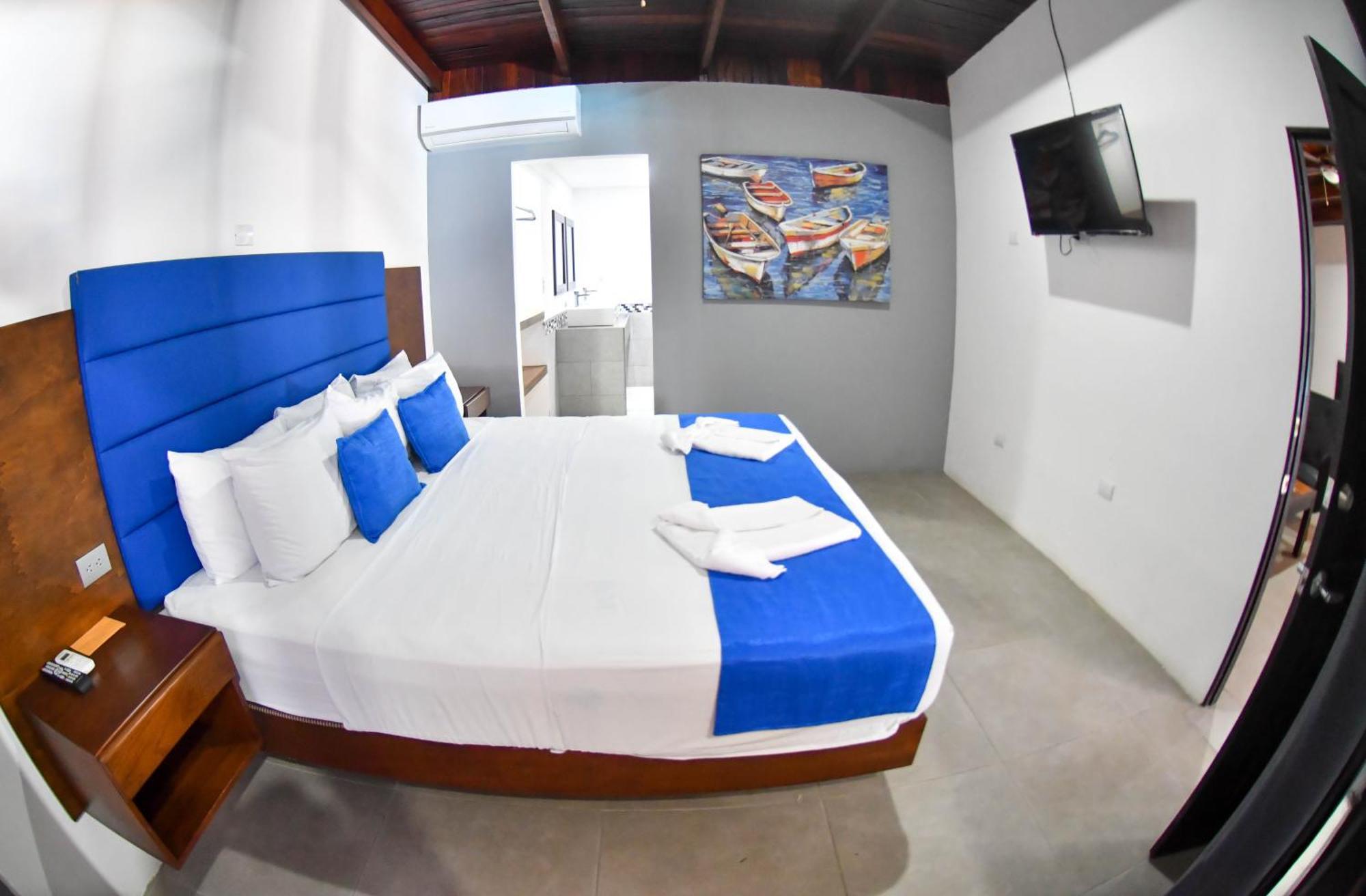 Republik Hotel, Bistro And Nightclub On Site Jacó Buitenkant foto