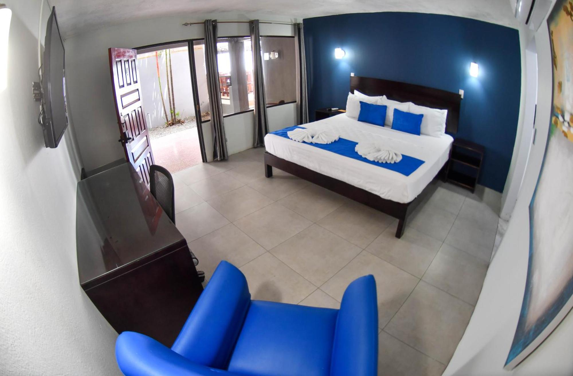 Republik Hotel, Bistro And Nightclub On Site Jacó Buitenkant foto