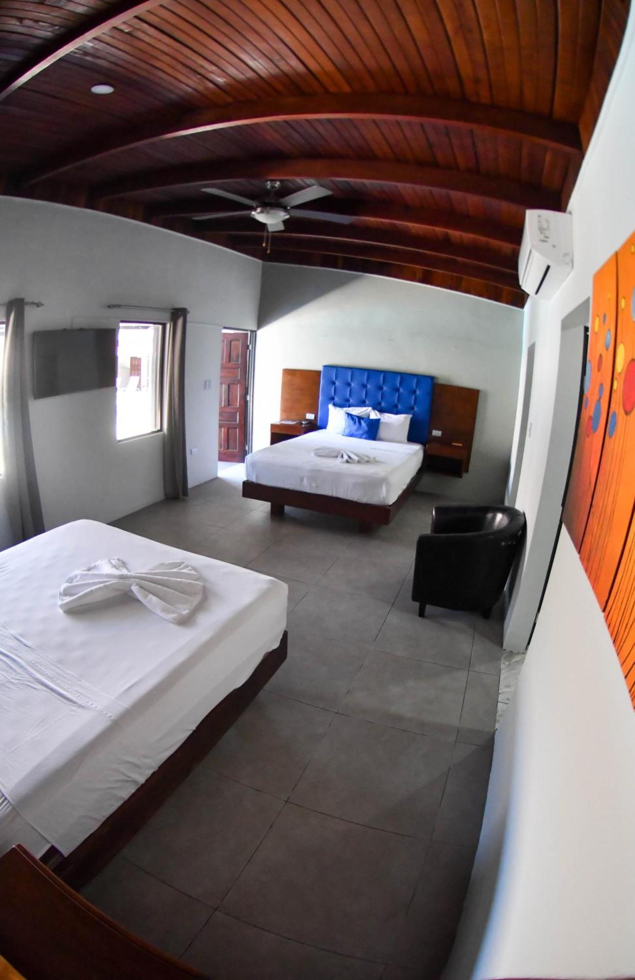 Republik Hotel, Bistro And Nightclub On Site Jacó Buitenkant foto