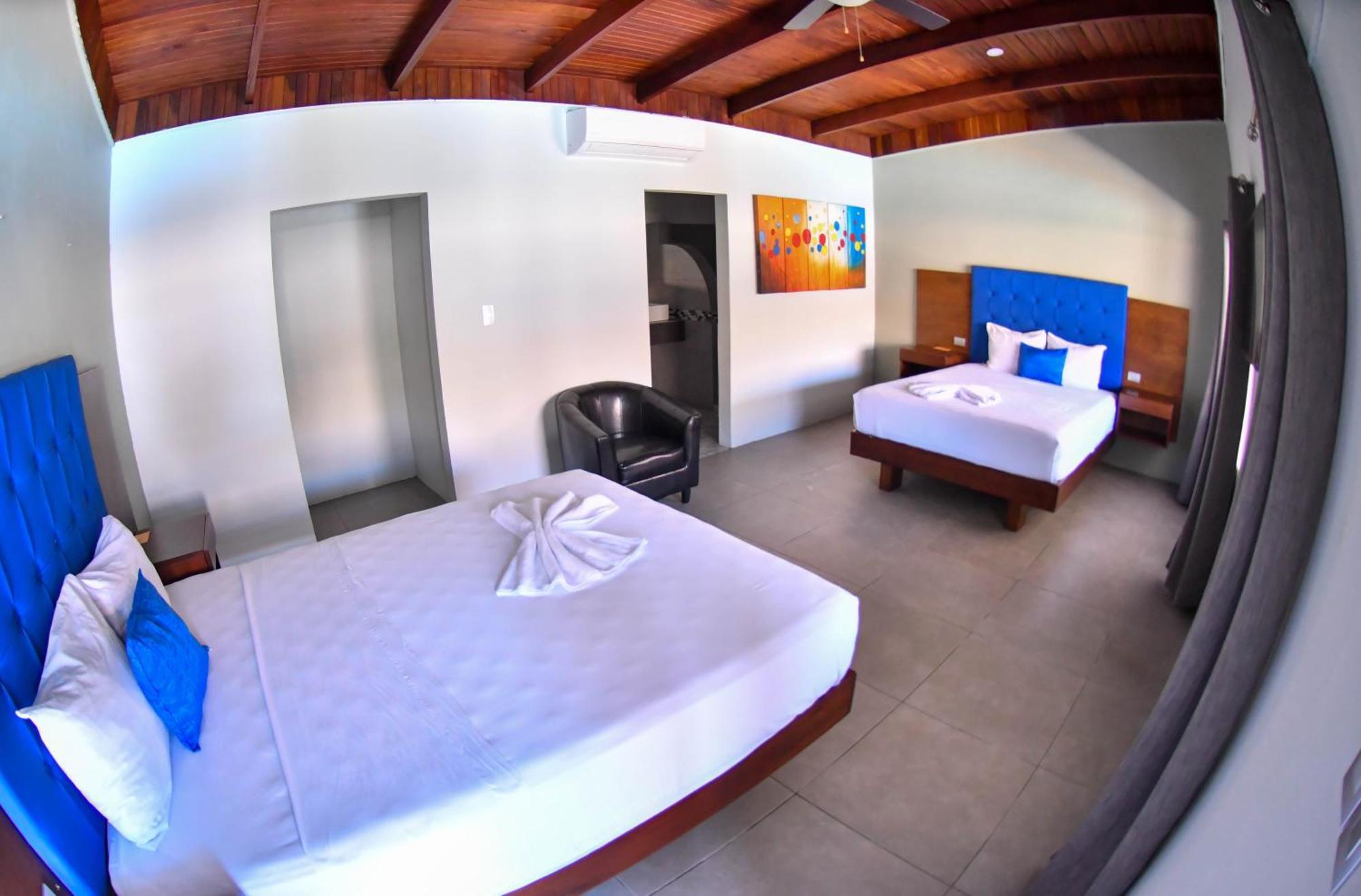 Republik Hotel, Bistro And Nightclub On Site Jacó Buitenkant foto