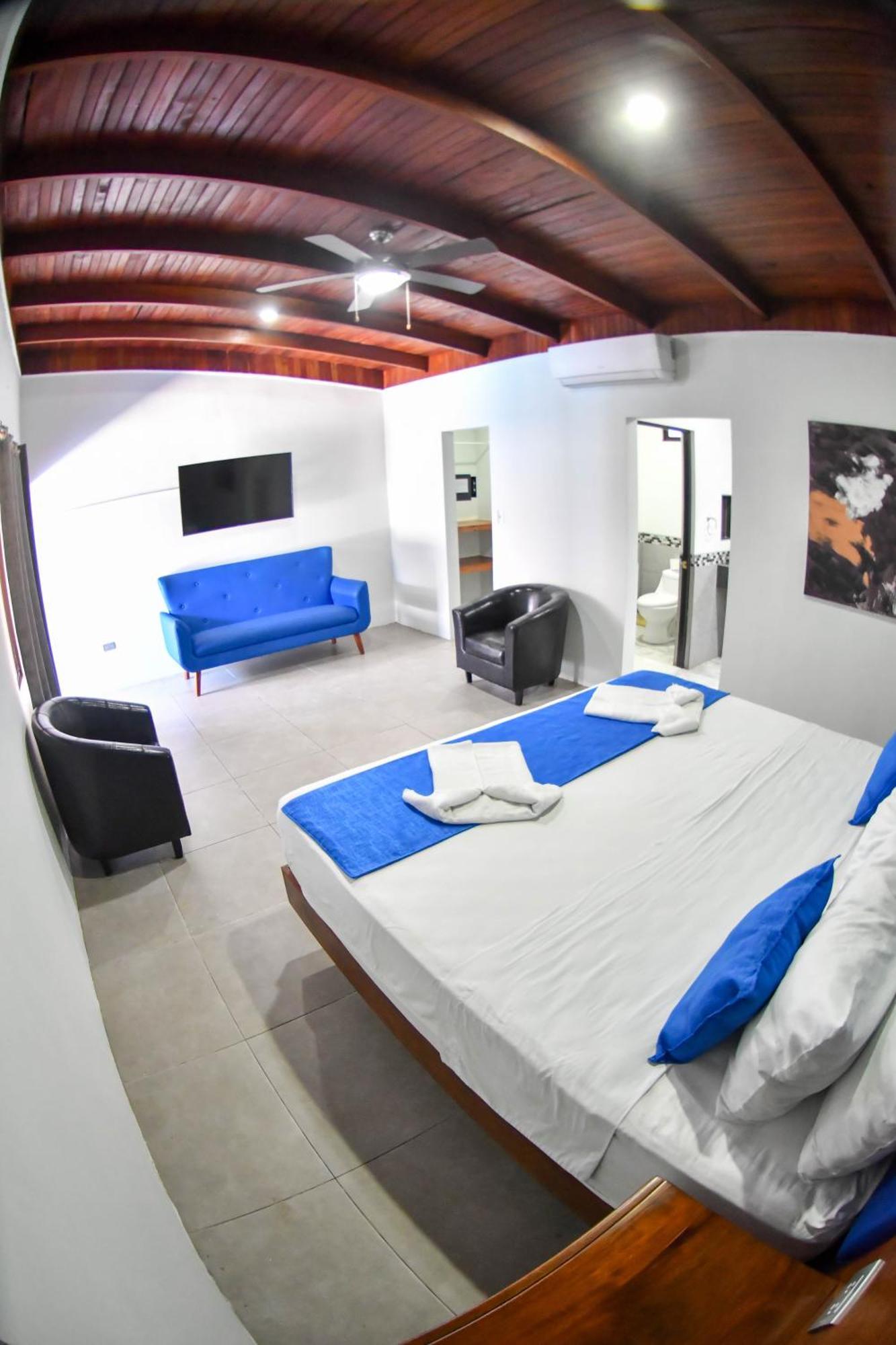 Republik Hotel, Bistro And Nightclub On Site Jacó Buitenkant foto